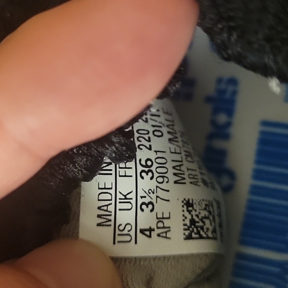 Adidas x Alexander Wang AW Run Boost - Picture 10 of 10